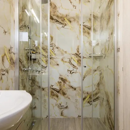 公寓式酒店 Ourania Lofts And 4*