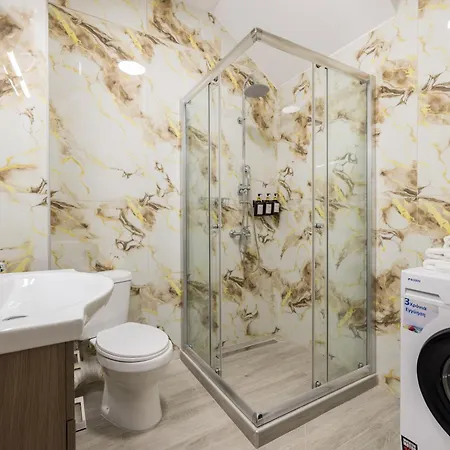 公寓式酒店 Ourania Lofts And 4*